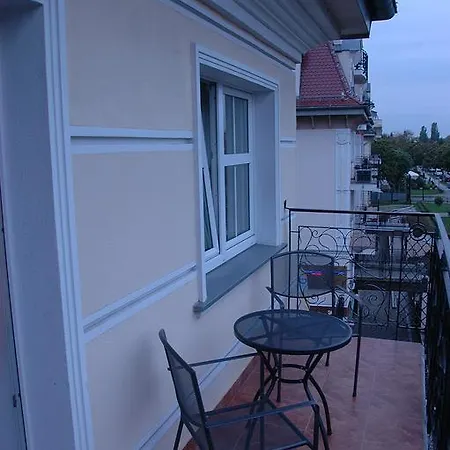 Apartament Przy Promenadzie Swinoujscie Exterior photo